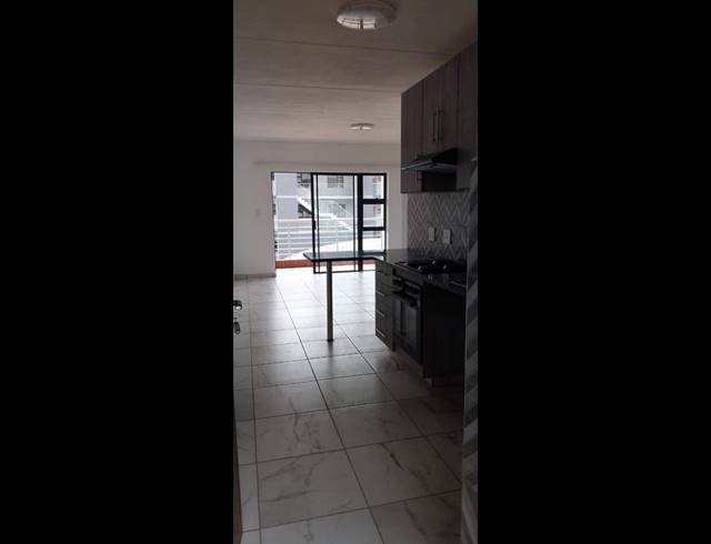 2 BEDROOM PROPERTY TO RENT IN POMONA